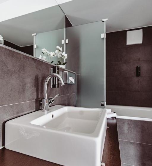 Szálloda &repeat Köln Airport