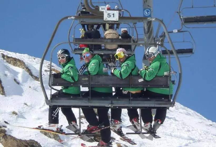 ホテル Rural El Fundil