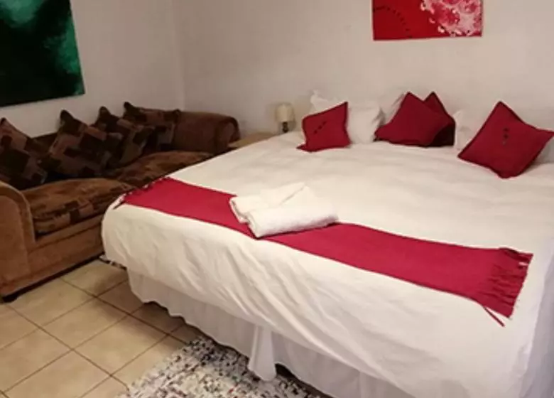 Majatalo Mihandzu Guest House