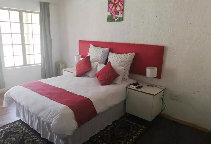 Majatalo Mihandzu Guest House