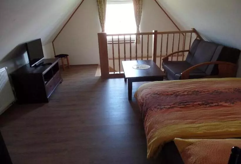 Majatalo Penzion U Ungerů