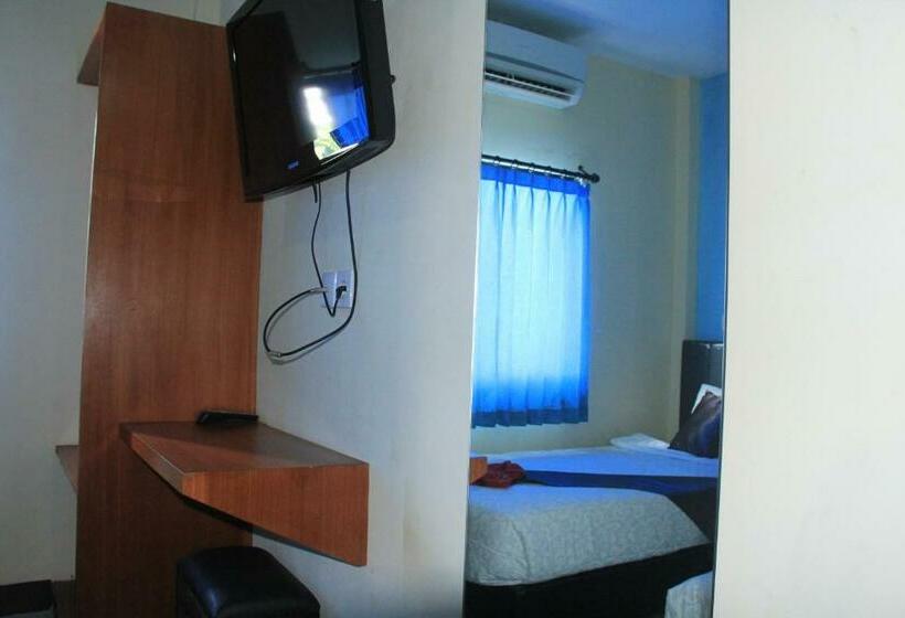 فندق Asher Bali Transit