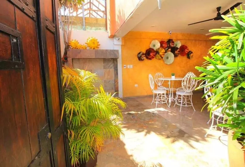 Papagayo Hotel Boutique