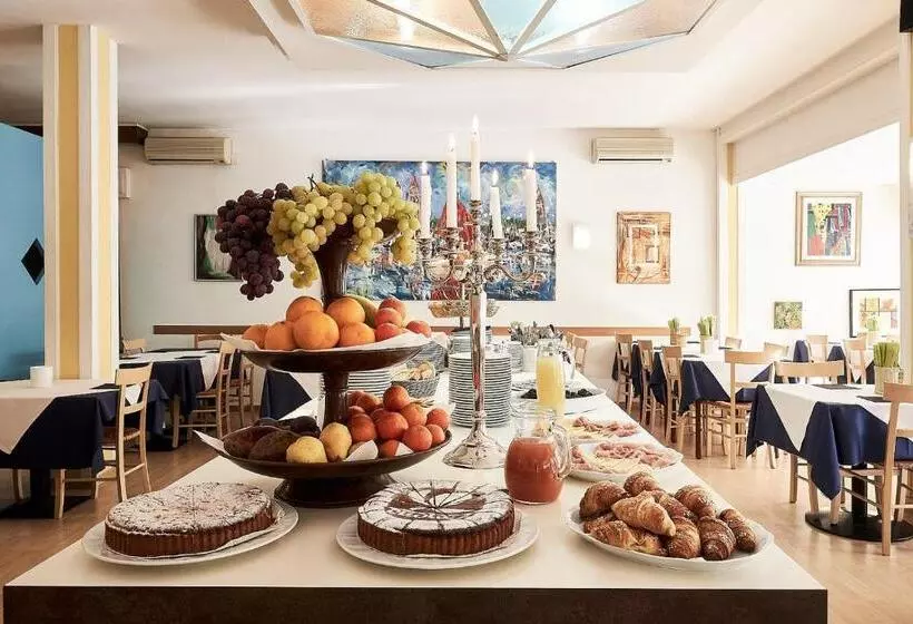 هتل Villa Roma