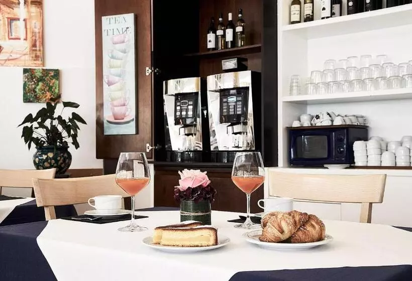 هتل Villa Roma