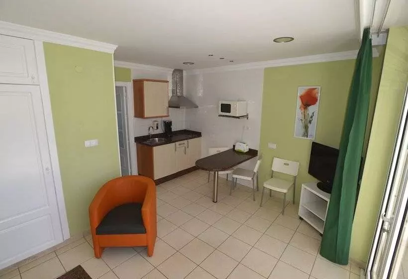 Apartamentos Arco Iris