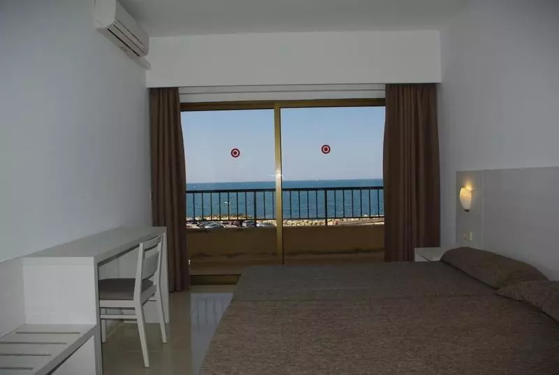 Apartamentos Embat
