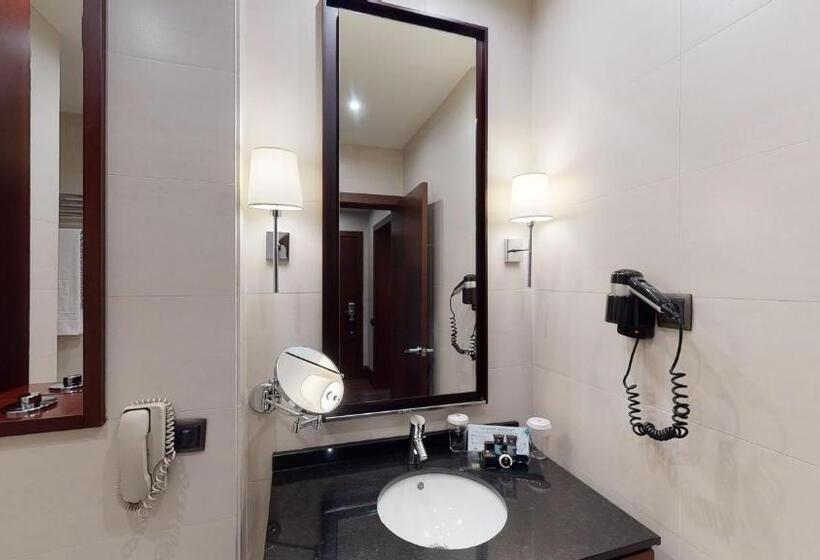 هتل Barcelona Center