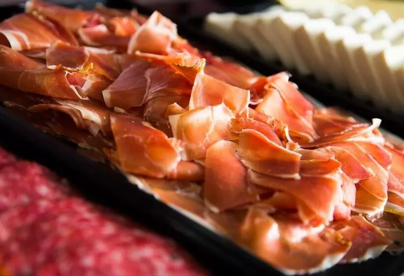 Отель Barcelona Center