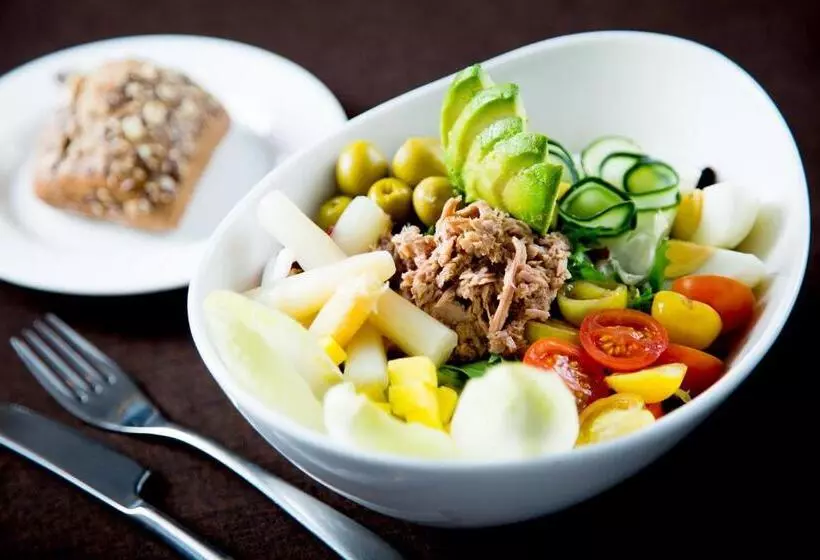 Отель Barcelona Center