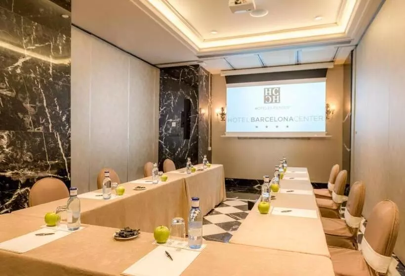 Отель Barcelona Center