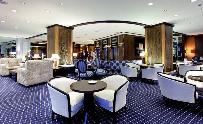 Отель Cordoba Center