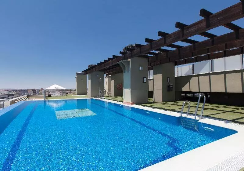 Отель Cordoba Center