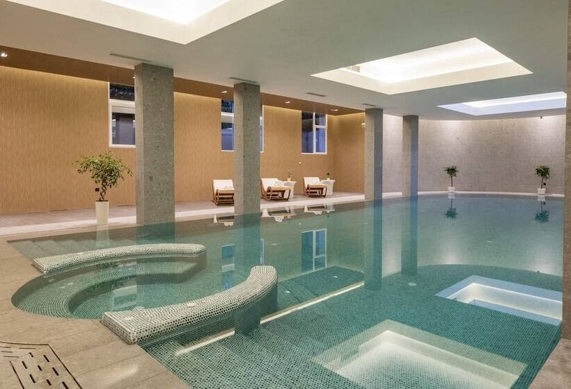 בית מלון כפרי Maison Sofia   Mgallery