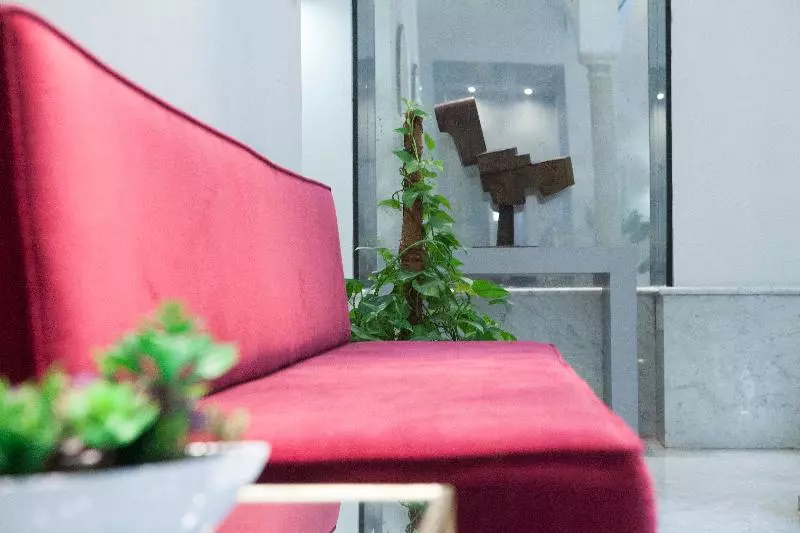 هتل Petit Palace Santa Cruz