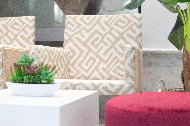 هتل Petit Palace Santa Cruz