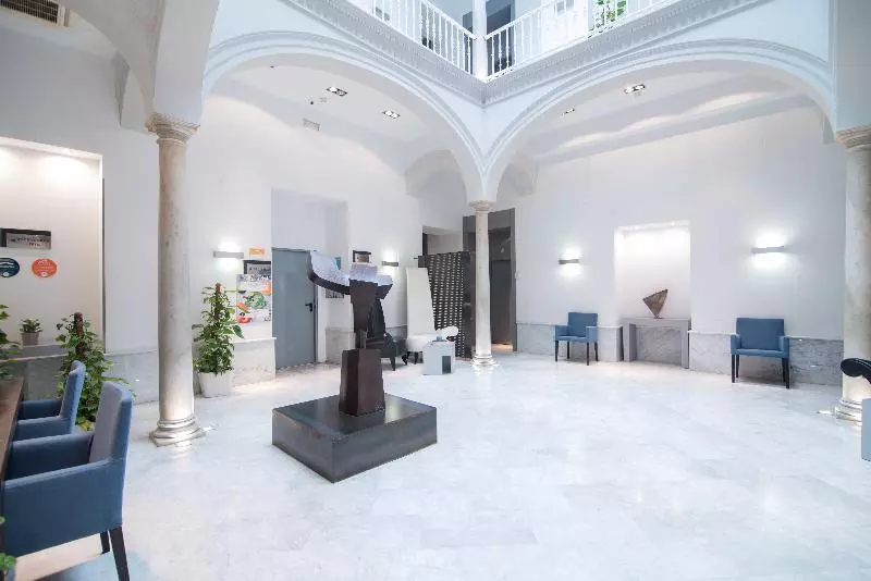 هتل Petit Palace Santa Cruz