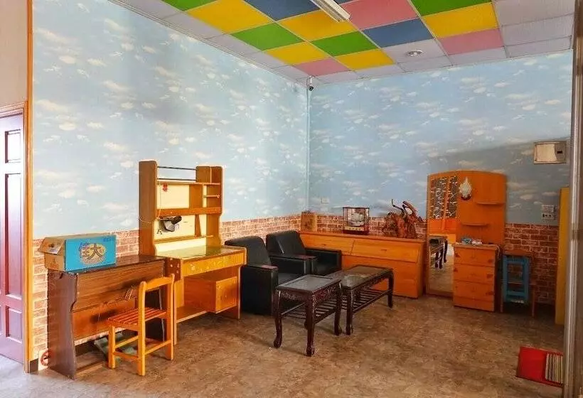 هتل Fun Shili B&b