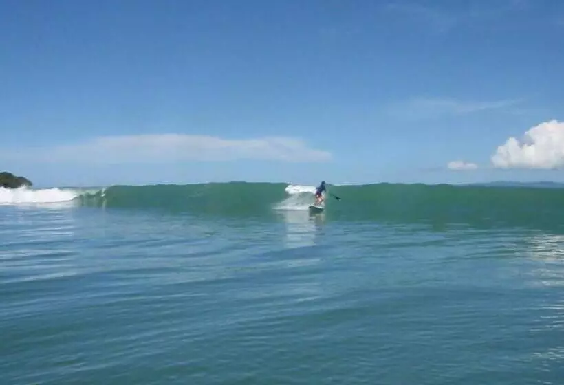 هتل Cabinas Sol Y Mar