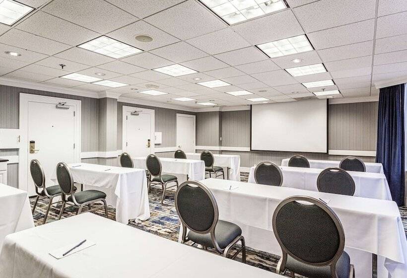 Doubletree By Hilton Hotel Memphis