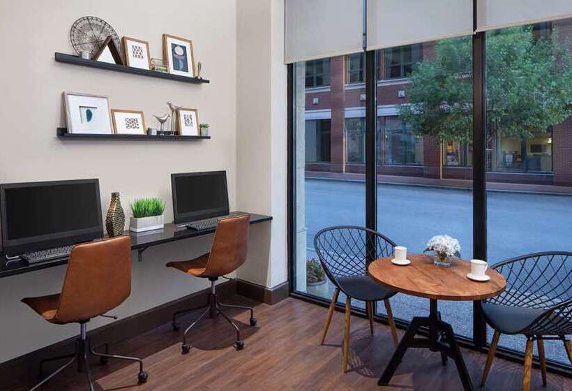 فندق Embassy Suites By Hilton Fort Worth Downtown