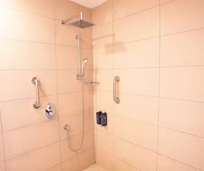 هتل Sarova Imperial