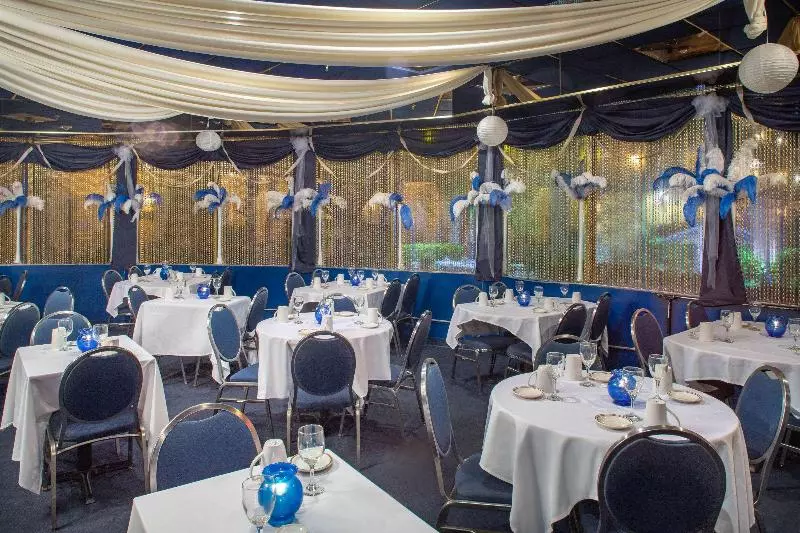 酒店 Thunderbird Beach