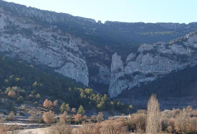 בית מלון כפרי Villa De Ayerbe