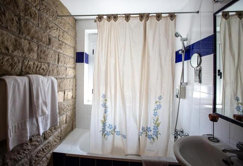 בית מלון כפרי Villa De Ayerbe