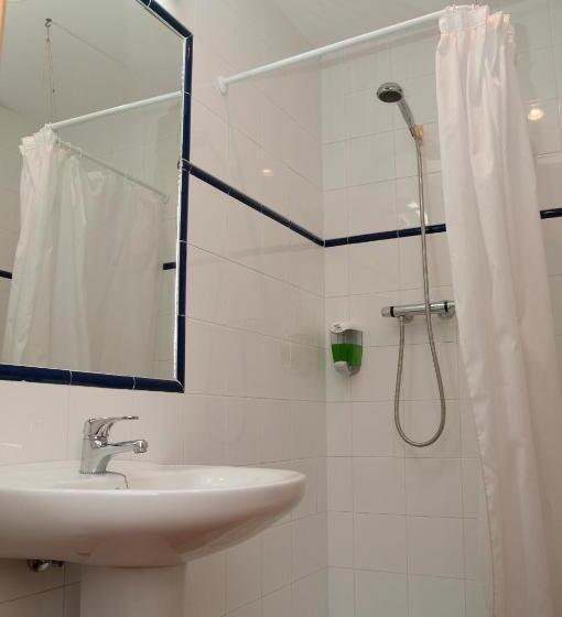 בית מלון כפרי Villa De Ayerbe