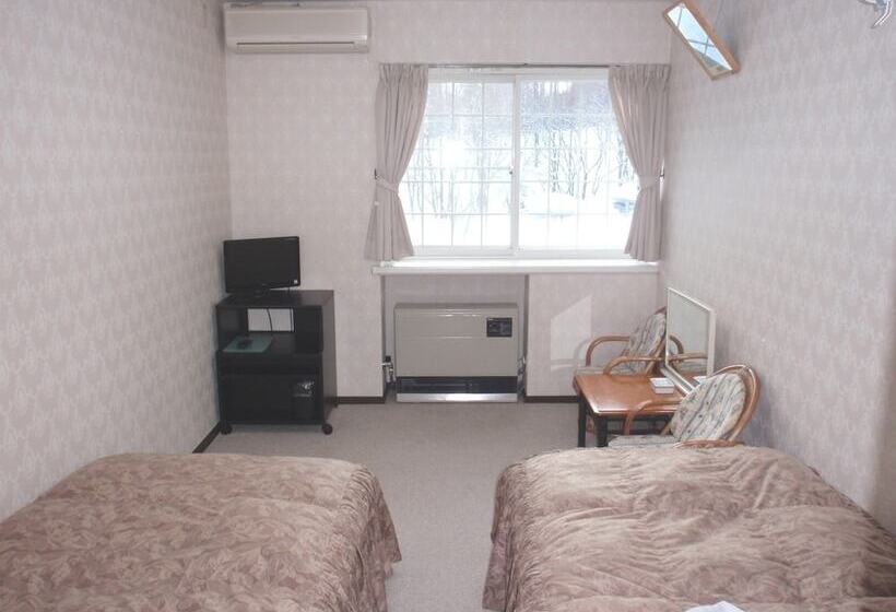 هتل Pension Nanatsumori Family