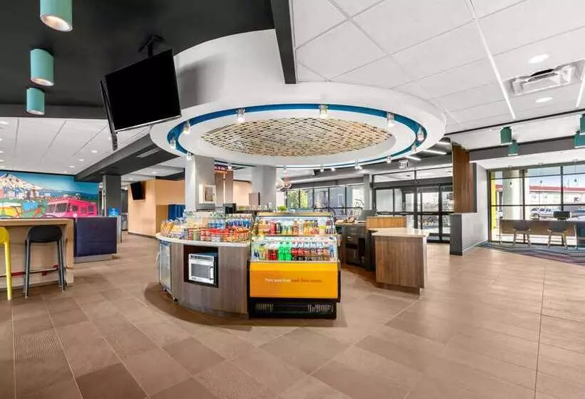 Hotelli Tru By Hilton Portland Airport