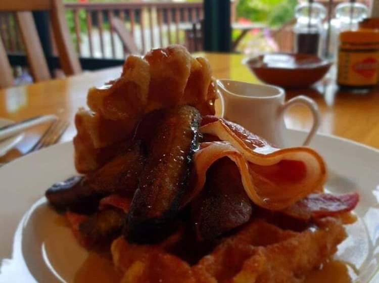 Отель Lake Roxburgh Lodge