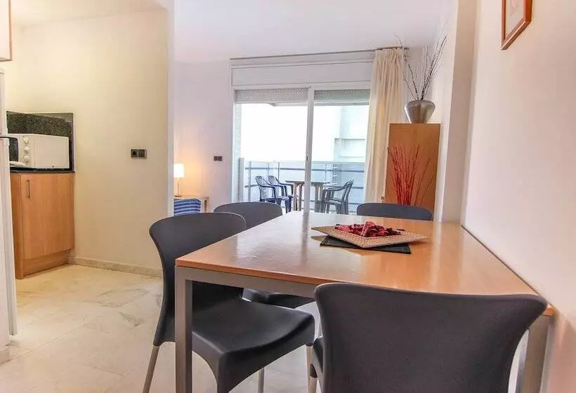 Apartamentos S'Abanell Central Park