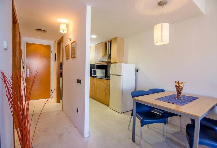 Apartamentos S'Abanell Central Park