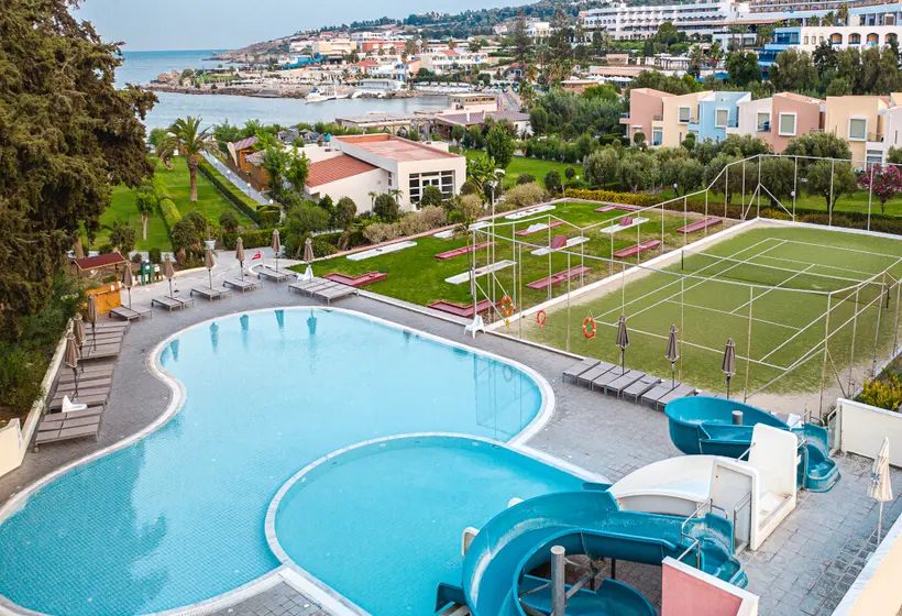 Eden Roc Resort - All Inclusive