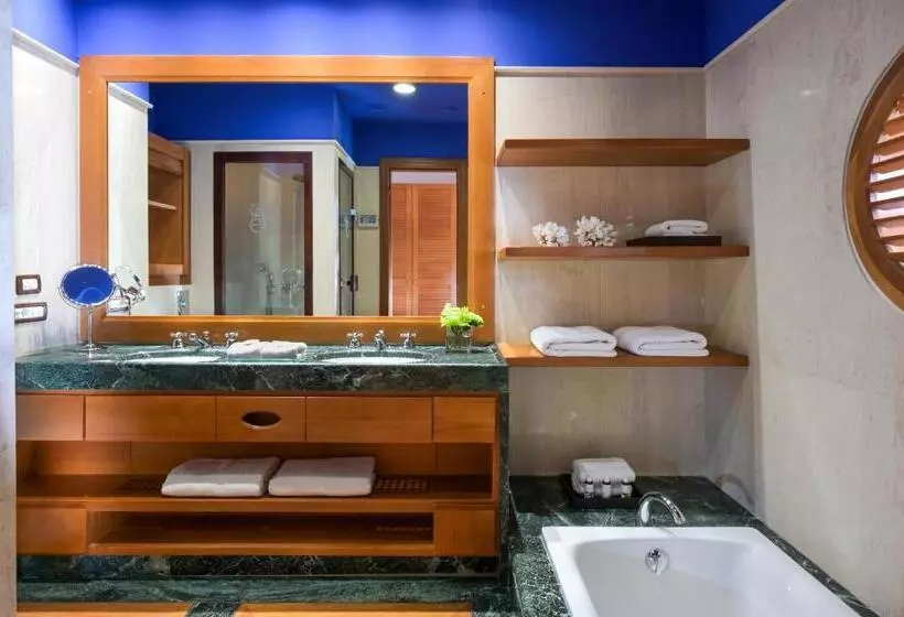 Elounda Beach Hotel & Villas, A Member Of The Leading Hotels Of The World