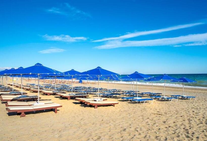 فندق Adele Beach