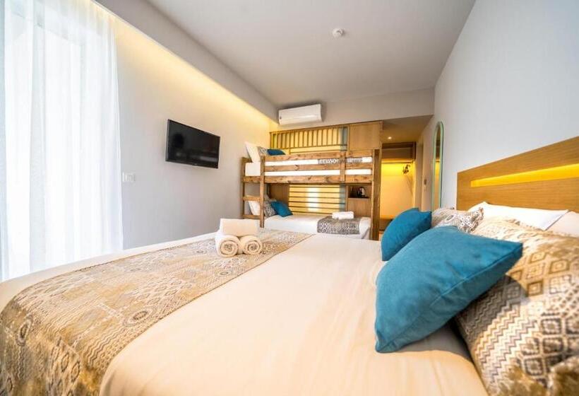 فندق Adele Beach