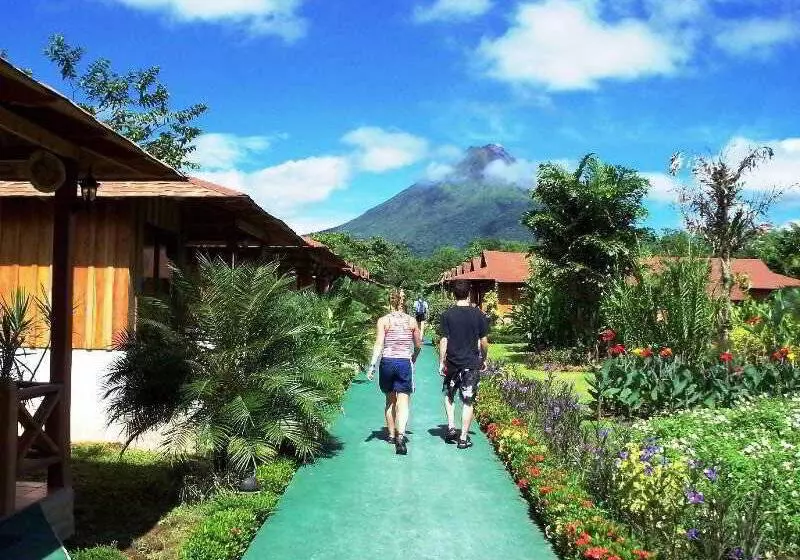 Отель Arenal Montechiari