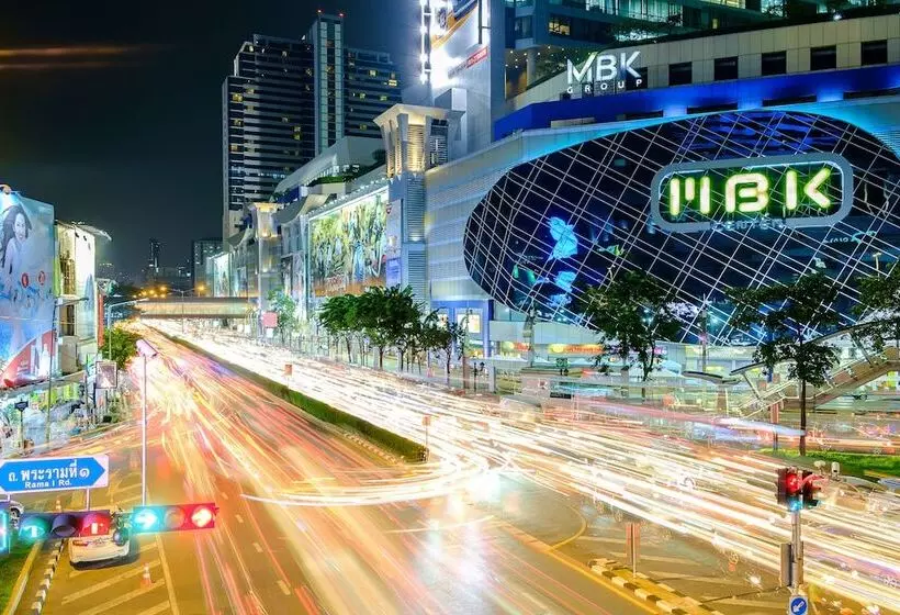 هتل Centre Point Chidlom