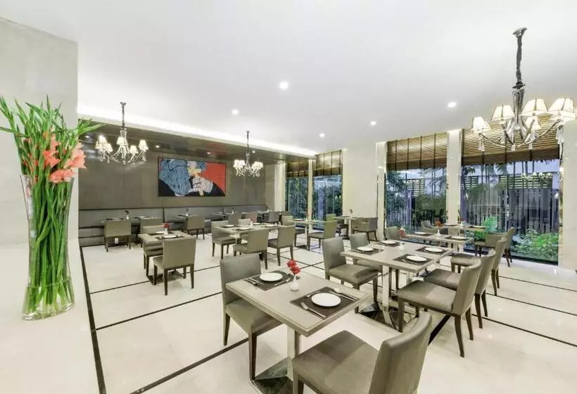 هتل Centre Point Chidlom