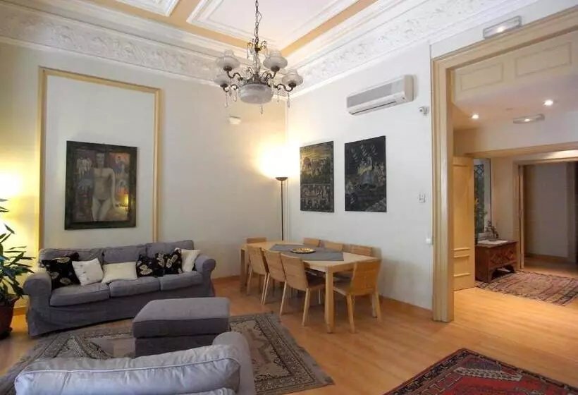 Отель Fashion House