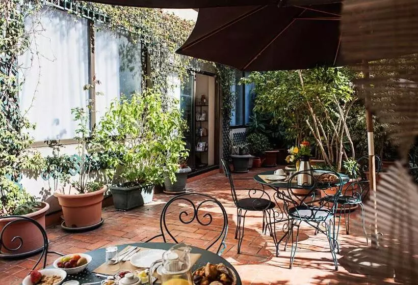 Отель Fashion House