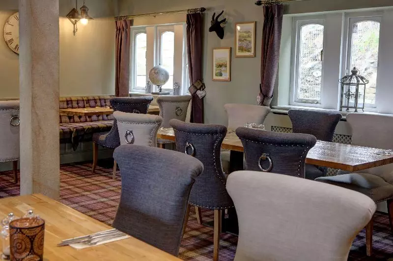 The New Hobbit Hotel Rooms