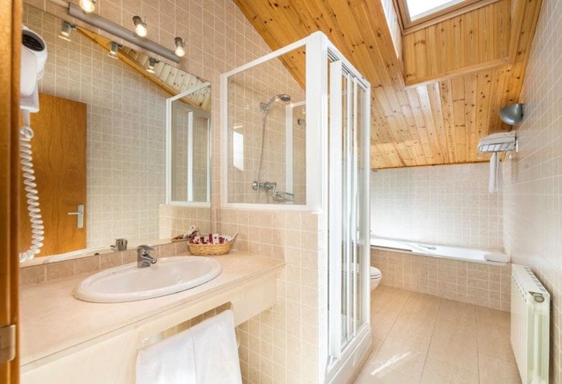 Guitart La Molina Aparthotel & Spa