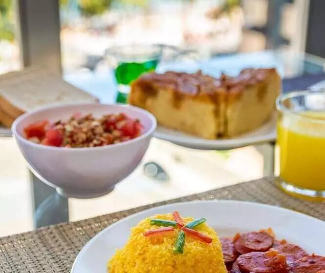 فندق Costamar Ponta Verde