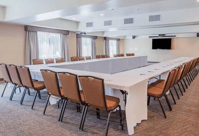 Holiday Inn Express Hotel & Suites San Jose Morgan Hill, An Ihg