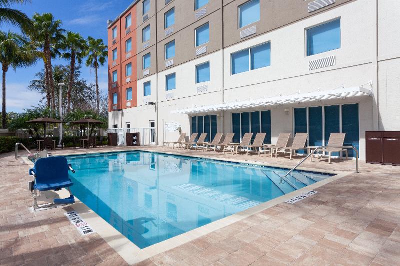 Holiday Inn Express Hotel & Suites Fort Lauderdale Airport/cruise Port, An Ihg