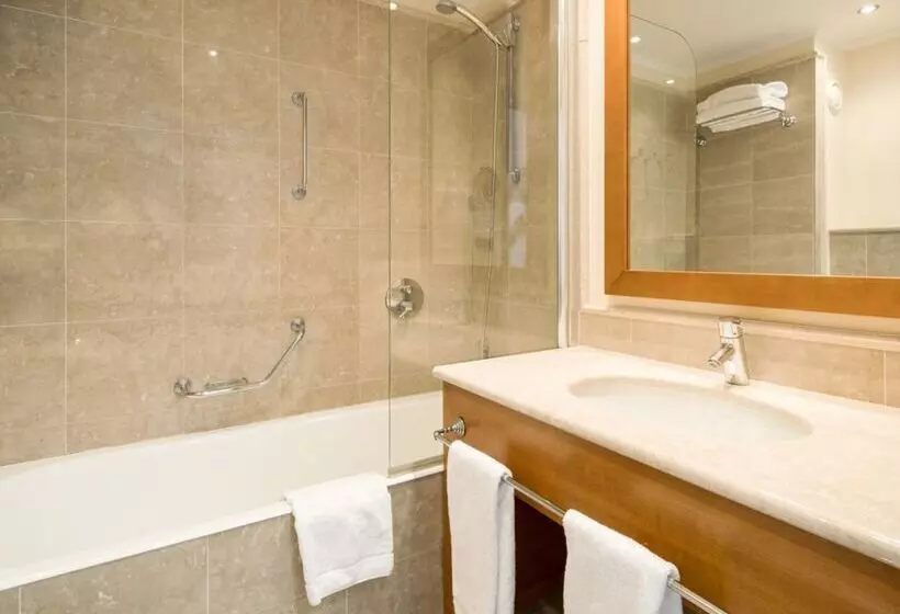 Отель Ilunion Aqua 3